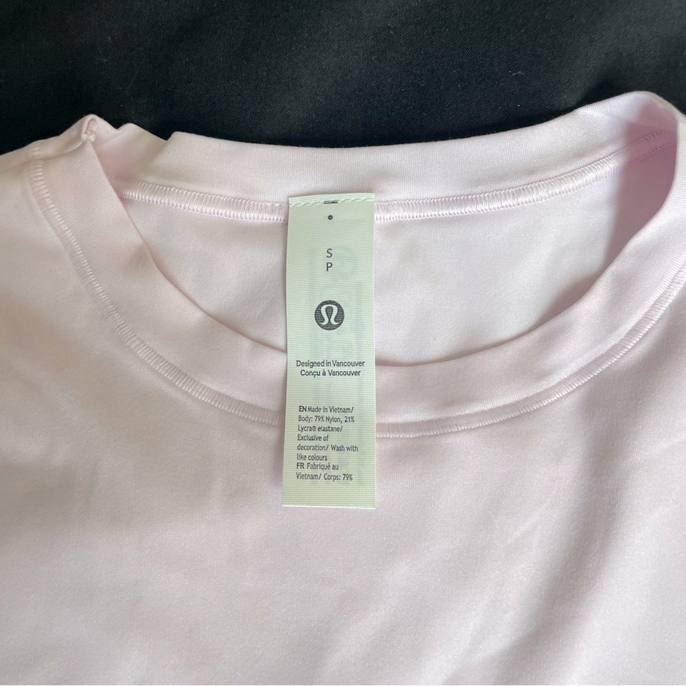 Lululemon Ultra Soft Crewneck Cropped Shirt - Picture 2 of 4